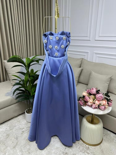 فستان ليزون