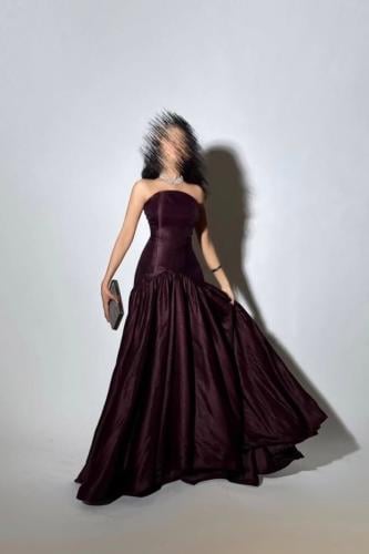 فستان كتان الانيق جداً