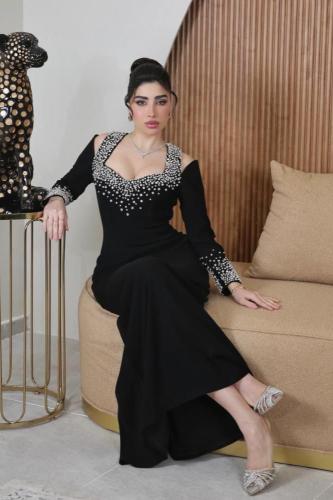 فستان سهرة كريب تطريز متألق جدا