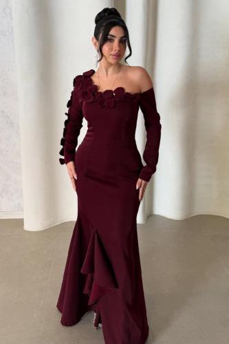 فستان سهرة باربي متألق جداً