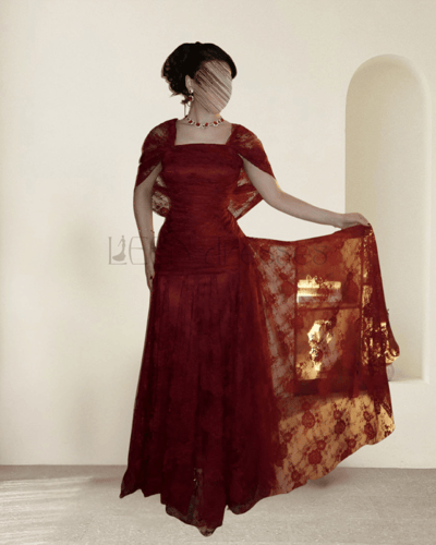 فستان دانتيل فخم