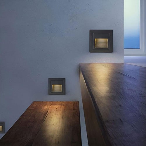 لمبة درج مربع مقاس 4.5 سم