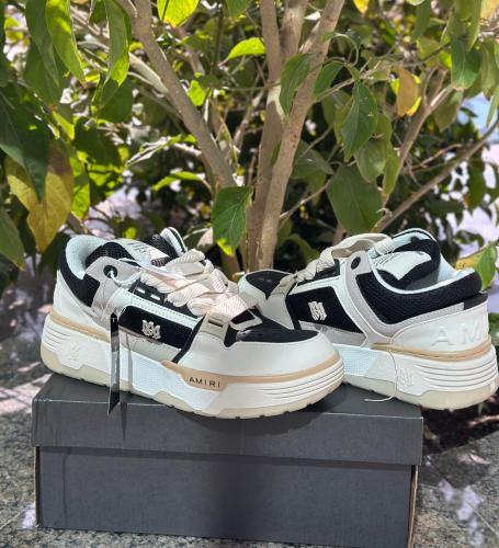 حذاء رجالي amiri