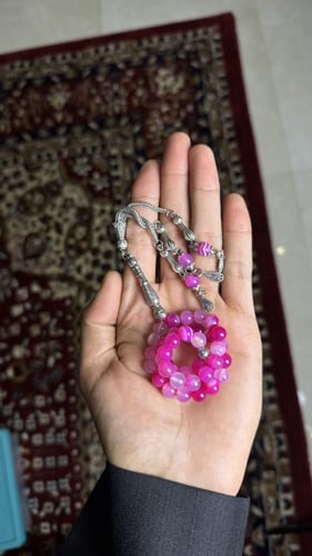 مسباح حجر وردي