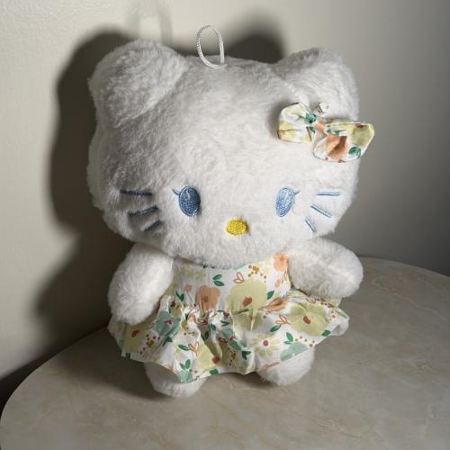 دبدوب hello kitty