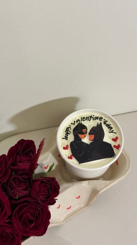 كوب كيك مع ورد valentine