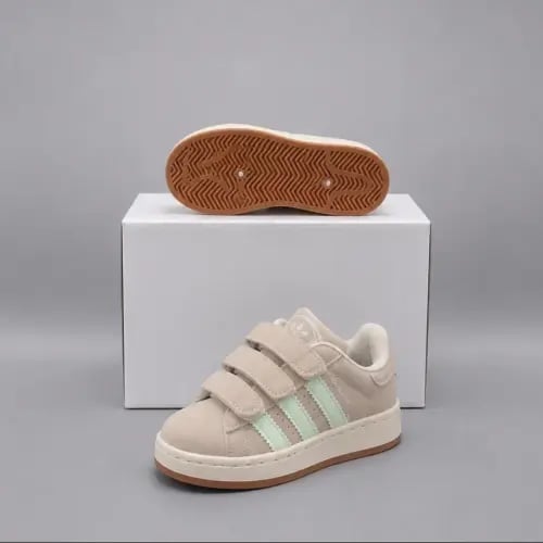 حذاء adidas للأطفال للمدرسة | حذاء رياضي