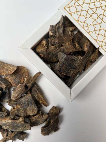 Two quantities of 56 grams of Al-Oud Al-Kinami (Do...