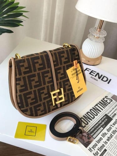 شنطة فندي مستر مقاس 22 فاخرة مع كامل الملحقات | مت...