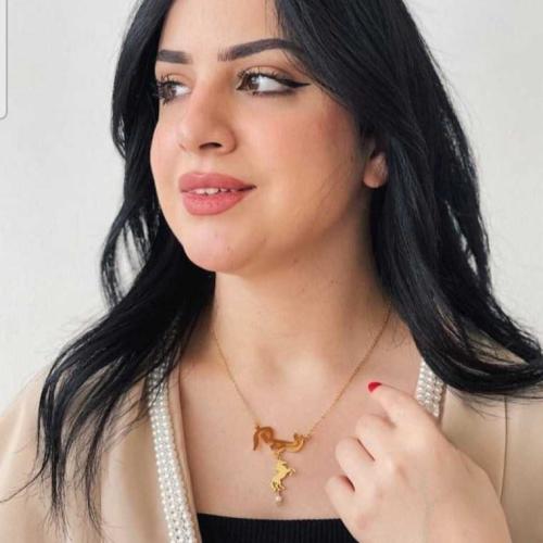 سلسال نسائي بالاسم مع تعليقة خيل وحبة لؤلؤ
