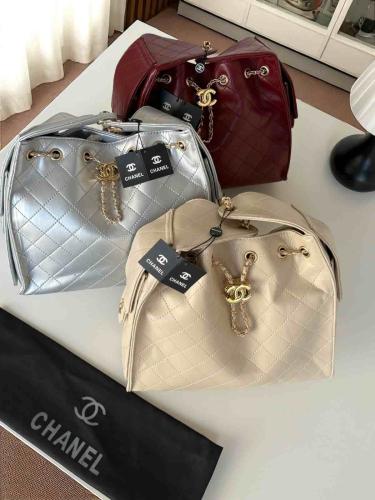 شنطة شانيل Chanel كلاسيك حجم كبير 2026 - مقاس 24 س...