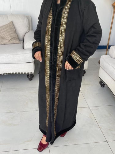 فروة شتوية نسائية مبطنة