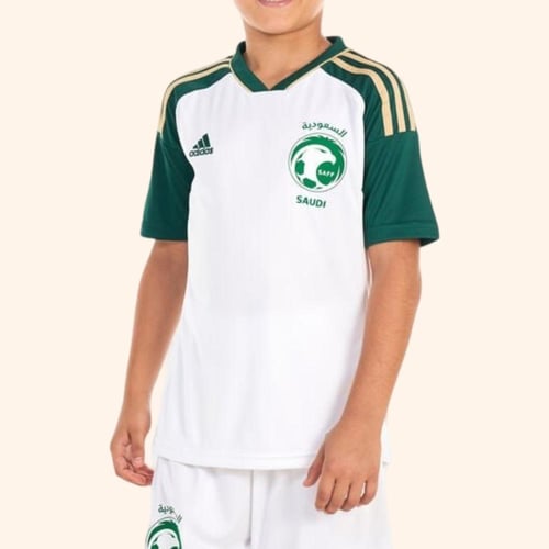 تيشيرت المنتخب السعودي الأبيض الرسمي 2026 تصميم اح...