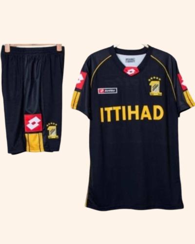طقم الاتحاد الاسود كلاسيك 2005 نص كم