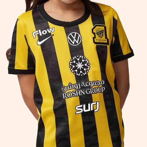 طقم الاتحاد الاساسي 2026 – تيشيرت مخطط اصفر واسود...