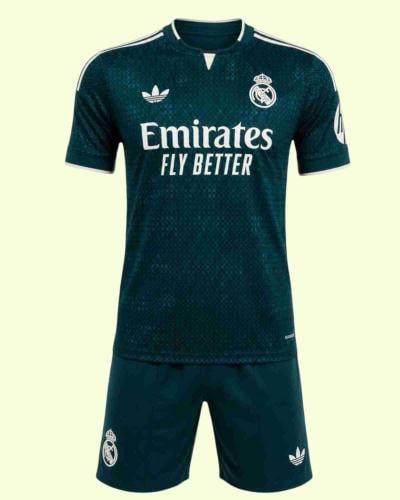 طقم ريال مدريد الاحتياطي الجديد 2026-2027