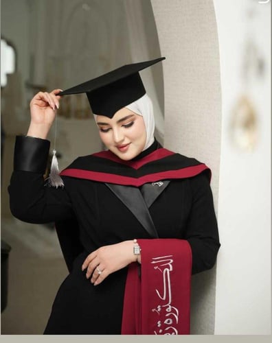 عباية تخرج 2026 "برستيج" عودي وأسود - تصميم مخصص ل...