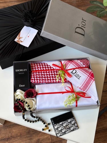 بوكس ديور فاخر – قماش صيفي + عطر + شماغ جفنشي