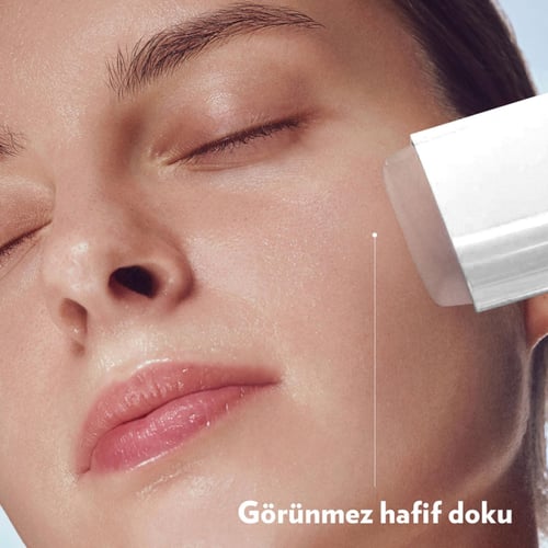 واقي الشمس ستيك SPF 50 – فازلين 15 جرام