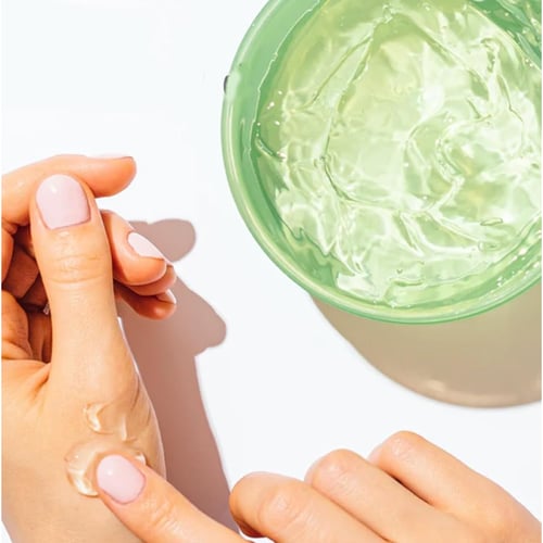 جل الصبار المرطب والمهدئ من ناتشر ريبورت – 300 مل