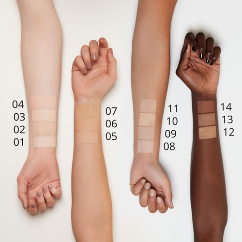 بودرة أساس مضغوطة من إيسنس درجة 05