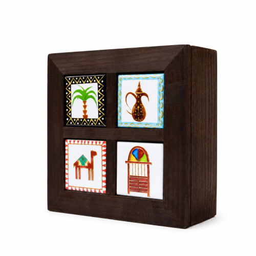 Wooden box with 4 pieces of hand-painted ceramic