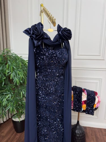 فستان سهرة مخمل كوري وترتر ورده تفته