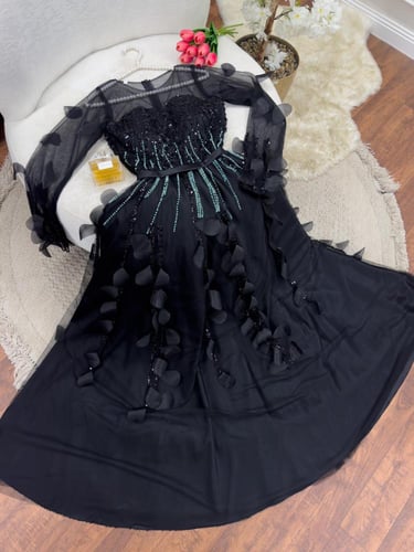 فستان انيق تطريز يدوي