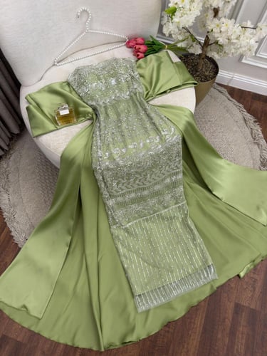 فستان الأميره خامه تفته