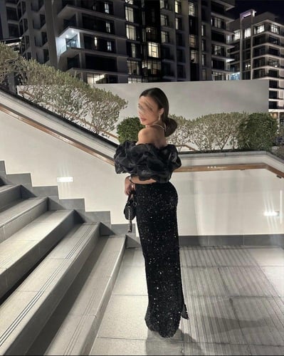 فستان ترتر اسود مميز