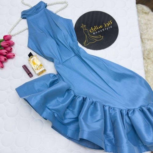 فستان ناعم ميدي طبقات من الجنب