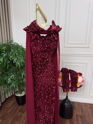 فستان سهرة مخمل كوري وترتر ورده تفته