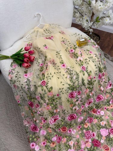 فستان سهرة Q222