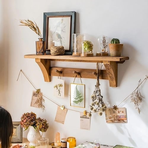 رف خشب طبيعي و علاق