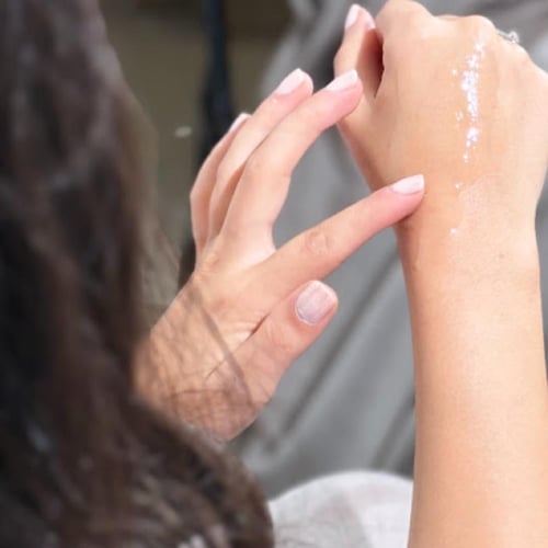 باقة سيروم و لوشن تفتيح الوجه والجسم