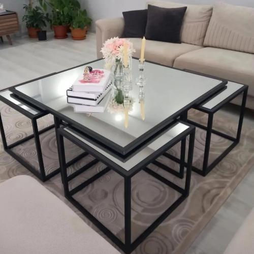 طاولات حديد مع 4خدمه