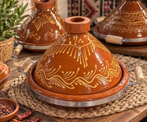 طاجن فخار مغربي مزخرف