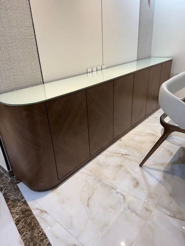 طاولات طعام