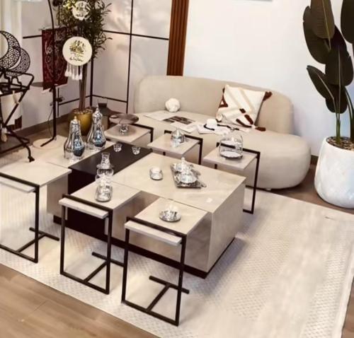طاولة بديل الرخام مع 6 طاولات خدمة – تصميم فاخر وي...