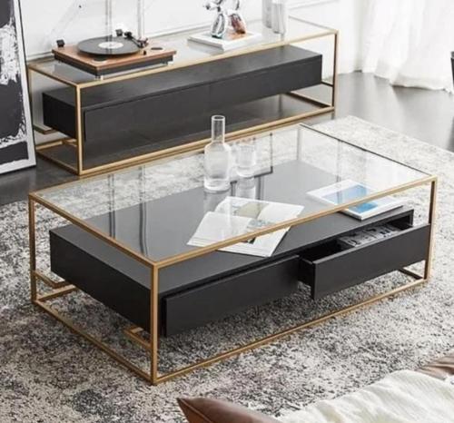 طاوله ضيافه مع بلازما