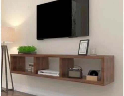 طاولة تلفزيون