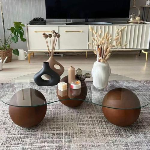 طاوله نصف القمر