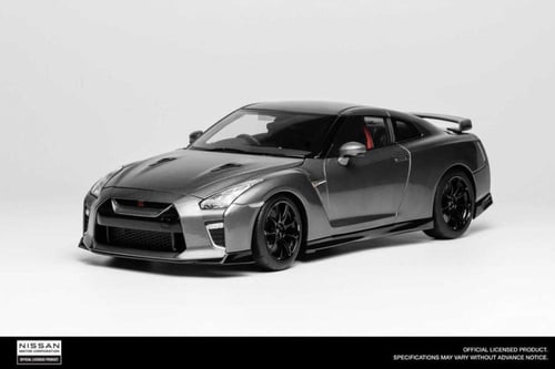 MotorHelix 1:18 Nissan Skyline GT-R Customized Ver...
