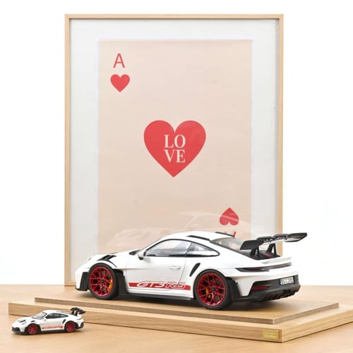 Porsche 911 GT3 RS 2022 Brand: Norev Scale: 1/12 ح...