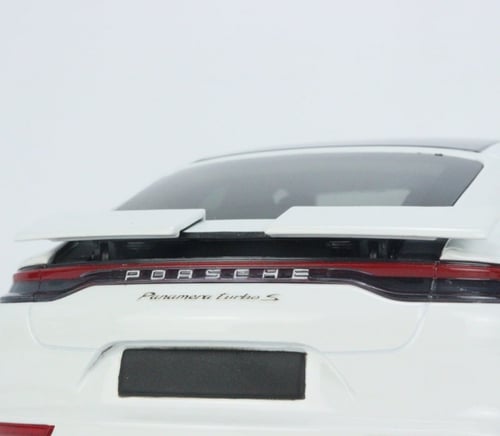 Porsche Panamera Turbo S 2020 Brand: Minichamps Sc...