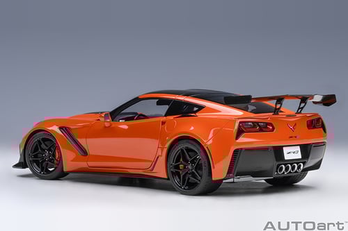Autoart 71279 CHEVROLET CORVETTE C7 ZR1 (SEBRING O...