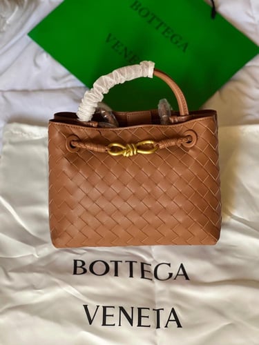 BOTTEGA