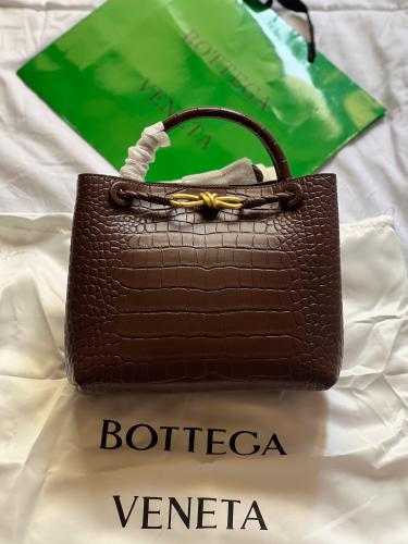 BOTTEGA