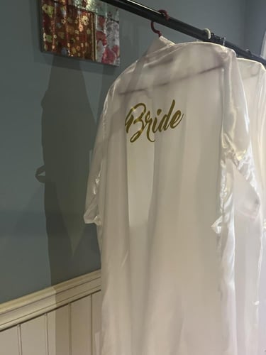 روب عروسه تطريز ذهبي