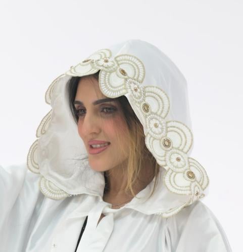 عباية عروض الصيف تطريز ذهبي